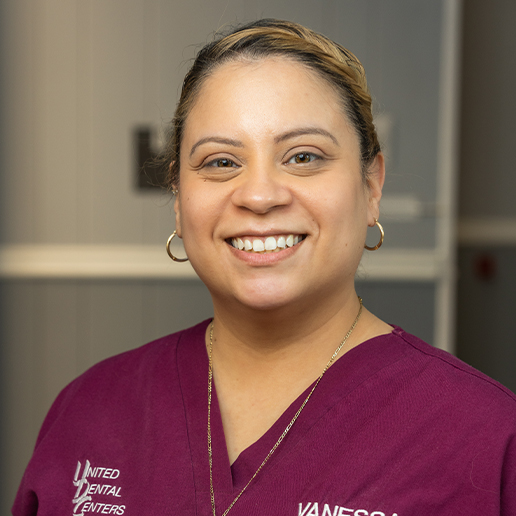 Dental assistant Vanessa